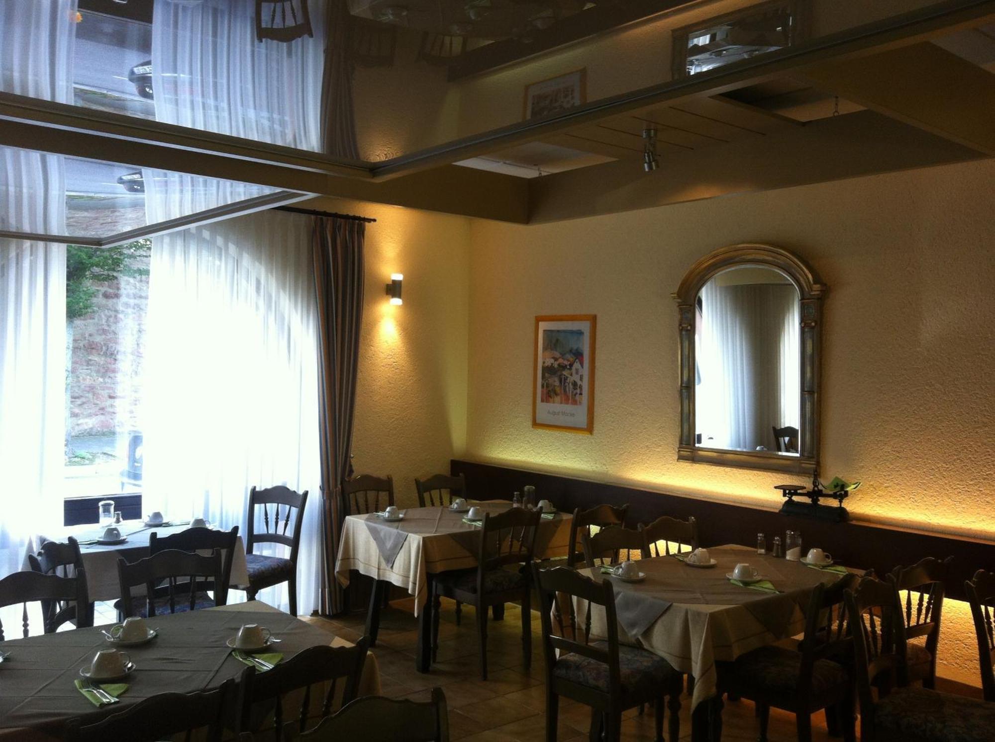Tauberhotel Kette Вертхайм Екстериор снимка